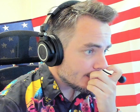 464x372