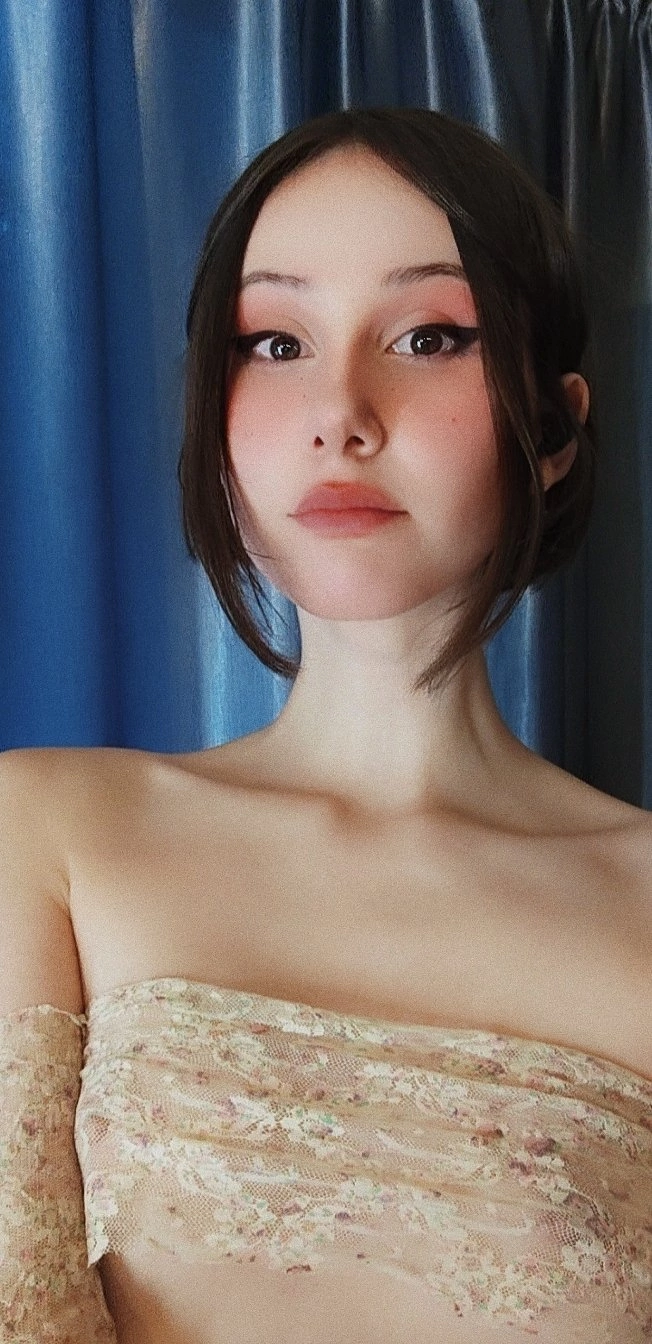 652x1344