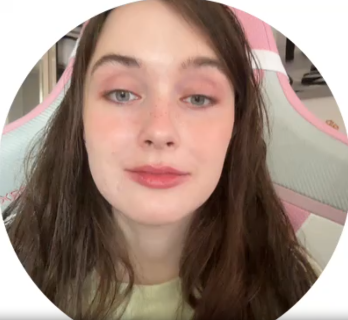 698x642