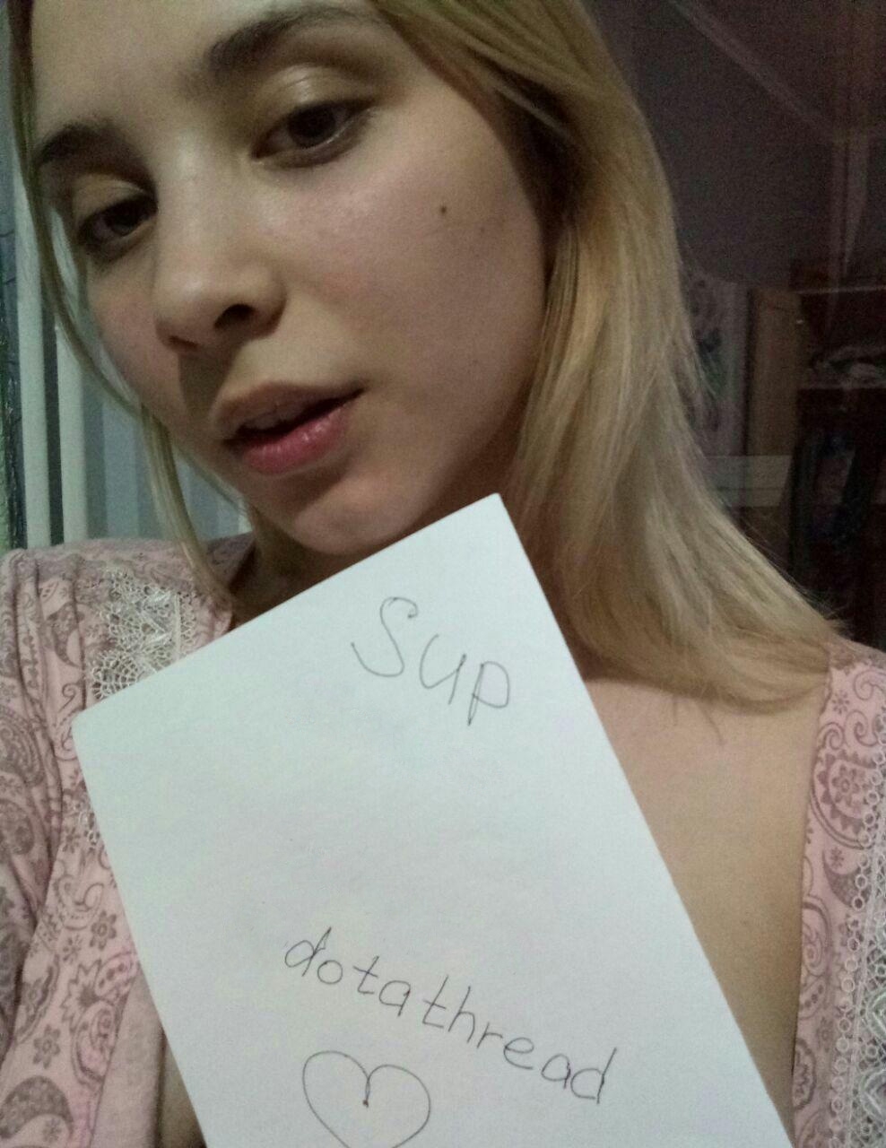 988x1280