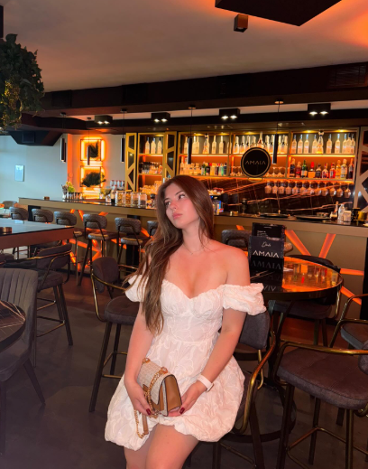 408x519