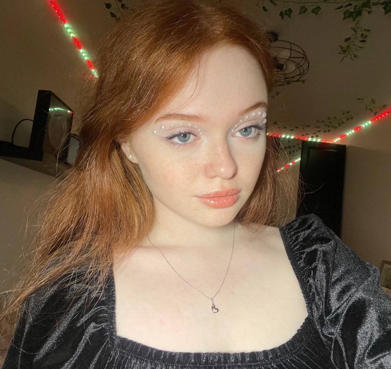 1280x1208