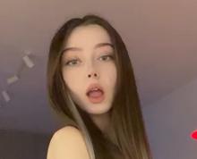 592x479